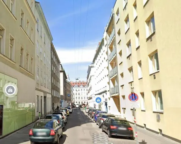 Appartement Modern Hotel-styled In The Second District Of Vienna. *